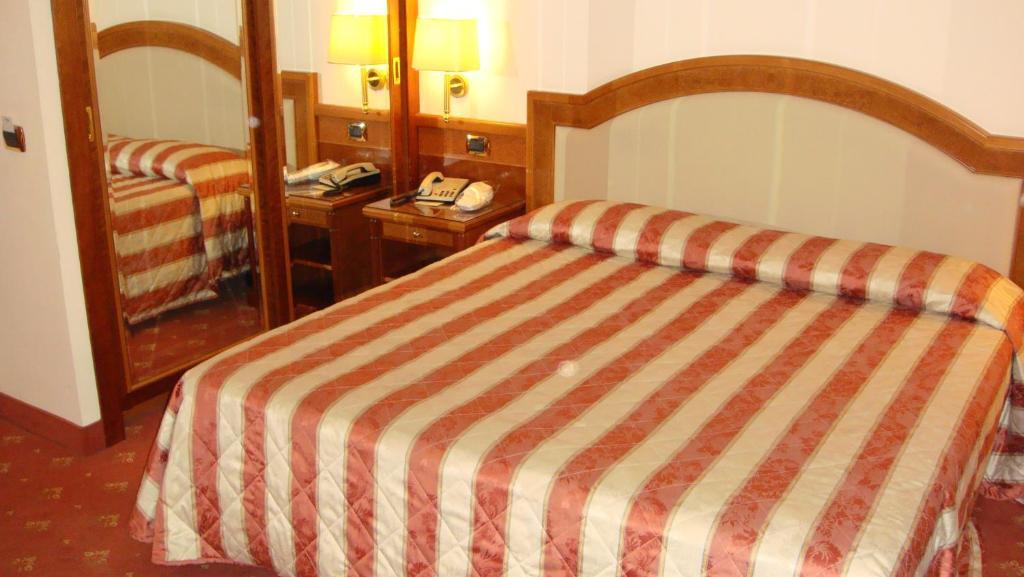 Albergo Corona Domodossola Room photo